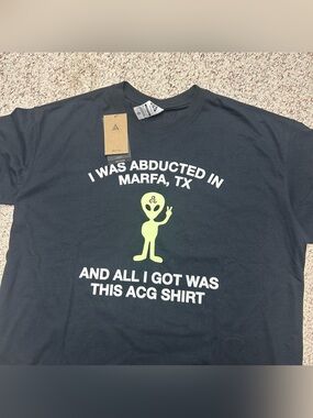 Nike ACG Alien Abduction Graphic Loose Fit T-Shirt Men’s Size XL HV2168-010